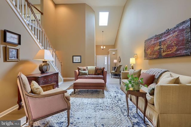 1343 FIELDSTONE DR, Mount Joy, PA 17552
