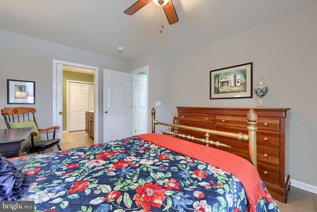 1343 FIELDSTONE DR, Mount Joy, PA 17552
