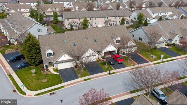 1343 FIELDSTONE DR, Mount Joy, PA 17552