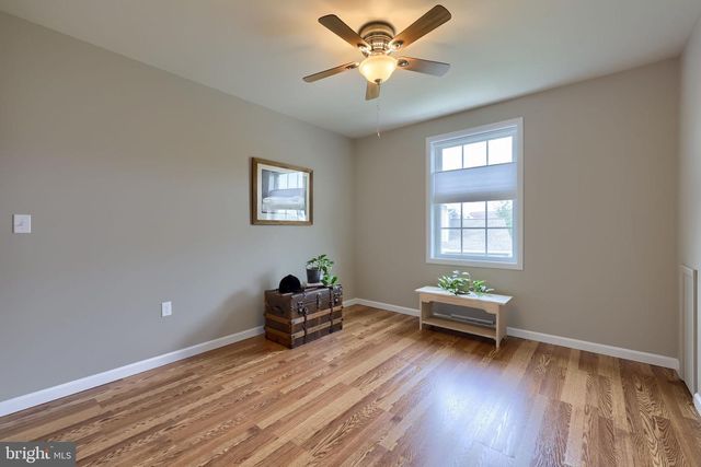 1343 FIELDSTONE DR, Mount Joy, PA 17552