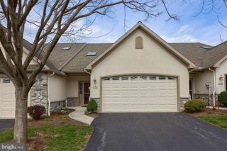1343 FIELDSTONE DR, Mount Joy, PA 17552