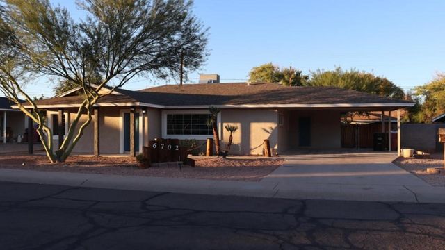 6702 E Almeria Road, Scottsdale, AZ 85257