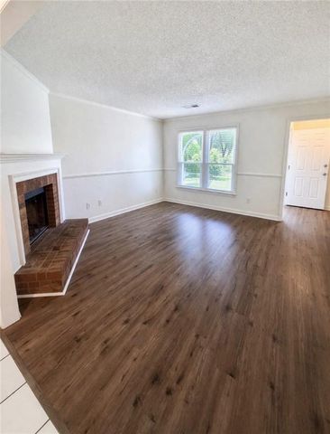 4067 Coopers Hill Drive, Smyrna, GA 30080