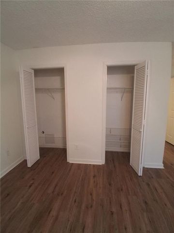 4067 Coopers Hill Drive, Smyrna, GA 30080