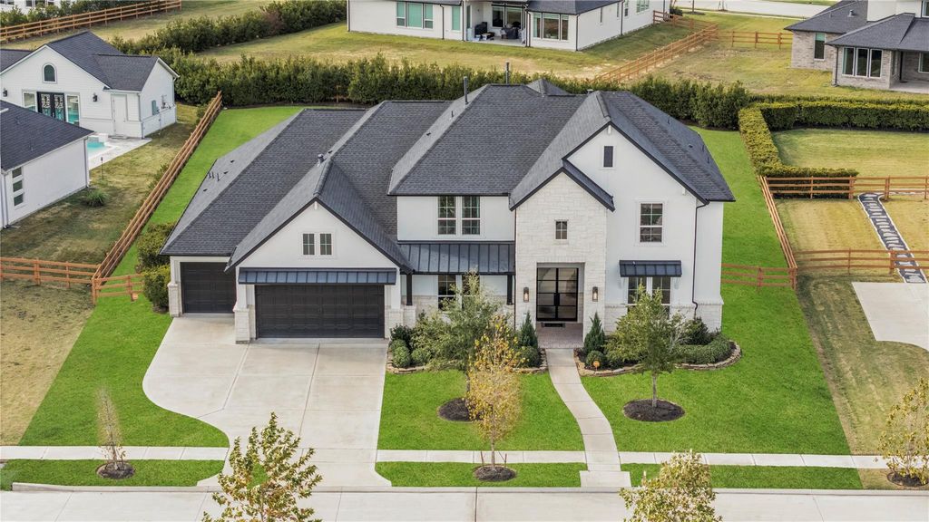 7911 Deer Meadow Lane, Fulshear, TX 77406