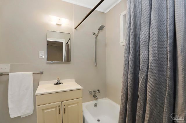 2807 E Brainerd St, Pensacola, FL 32503