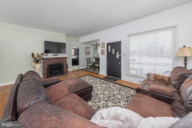 643 W JERSEY AVE, Woodbury Heights, NJ 08097