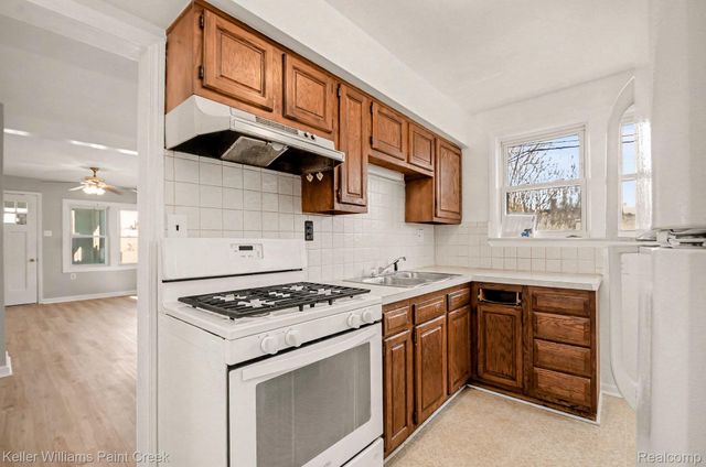 26737 Brush Street, Madison Heights, MI 48071