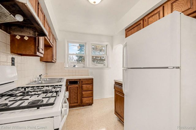 26737 Brush Street, Madison Heights, MI 48071