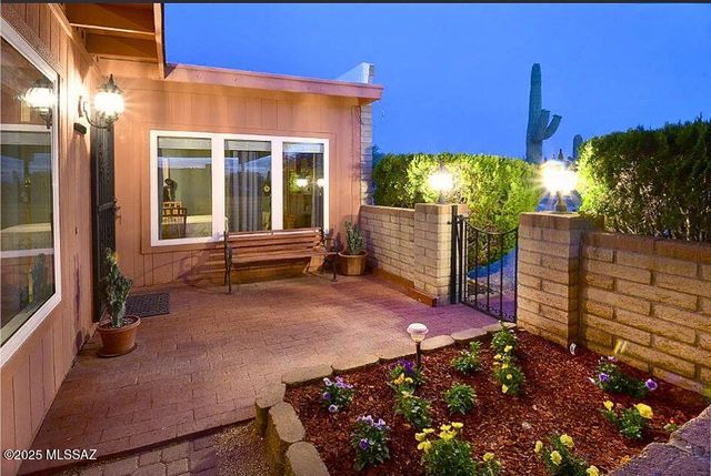 9461 E Kayenta Drive, Tucson, AZ 85749