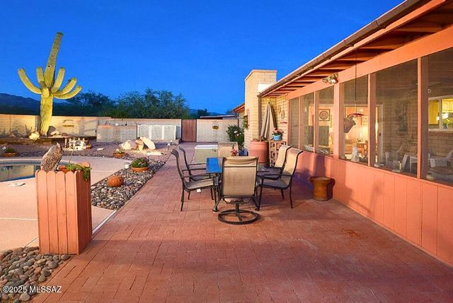 9461 E Kayenta Drive, Tucson, AZ 85749