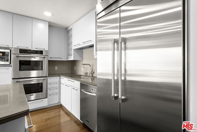 907 Lincoln Boulevard PH 302, Santa Monica, CA 90403