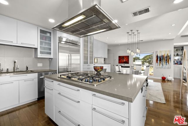 907 Lincoln Boulevard PH 302, Santa Monica, CA 90403