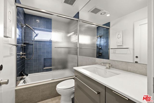 907 Lincoln Boulevard PH 302, Santa Monica, CA 90403