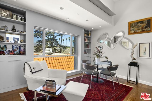 907 Lincoln Boulevard PH 302, Santa Monica, CA 90403