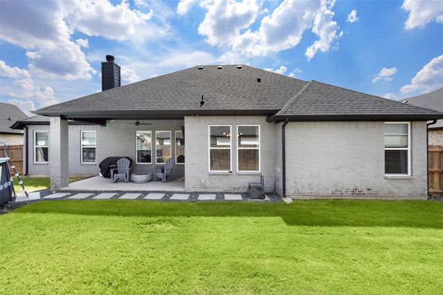 116 Steves Way, Waxahachie, TX 75165