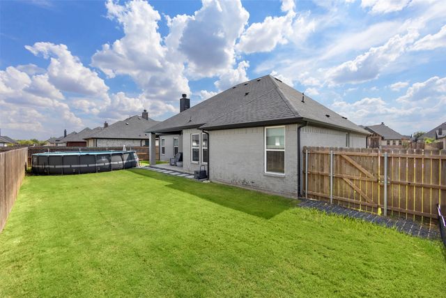 116 Steves Way, Waxahachie, TX 75165