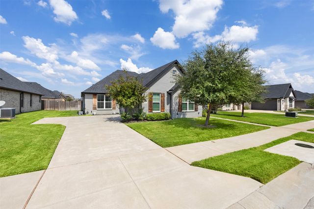 116 Steves Way, Waxahachie, TX 75165