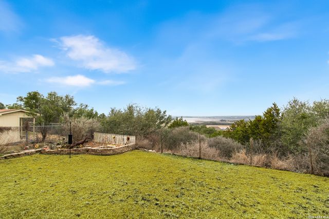 1130 Crossbow, Canyon Lake, TX 78133