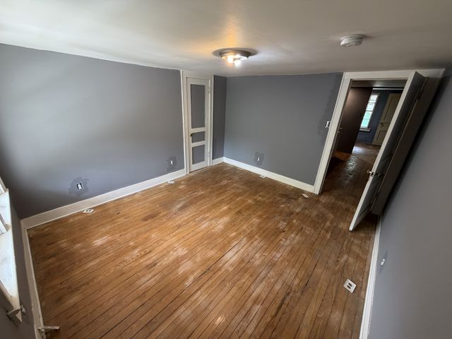 165 W Walnut St, Erin, TN 37061