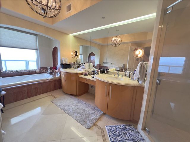 17875 Collins Ave 3206, Sunny Isles Beach, FL 33160