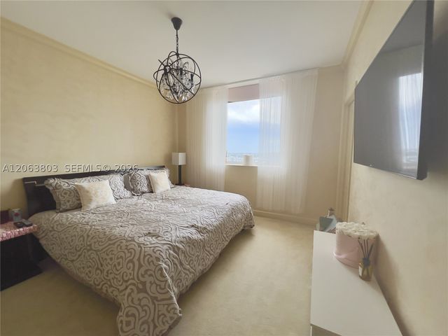 17875 Collins Ave 3206, Sunny Isles Beach, FL 33160
