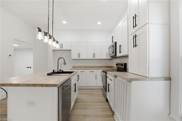 630 Davis Avenue, Newton, NC 28658