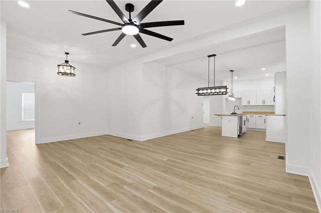 630 Davis Avenue, Newton, NC 28658