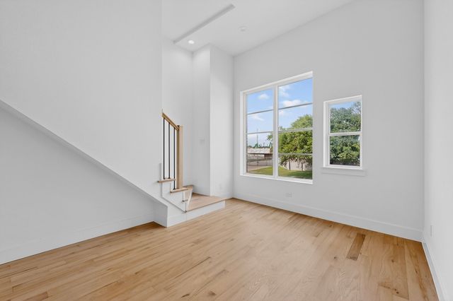 2080 Kelly Avenue 108, Dallas, TX 75215