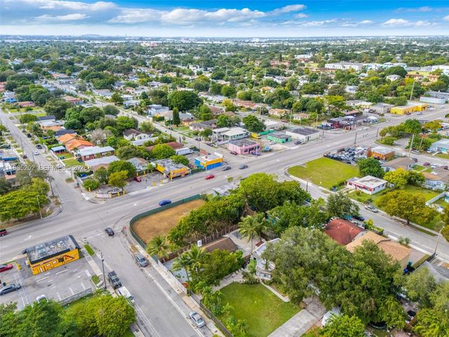 1621 NW 55th St, Miami, FL 33142