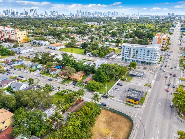 1621 NW 55th St, Miami, FL 33142