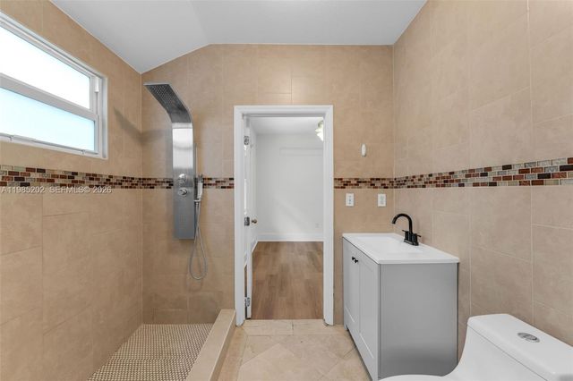 1621 NW 55th St, Miami, FL 33142