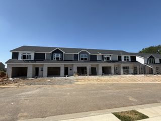 206 W Fallow Ct, Clarksville, TN 37040