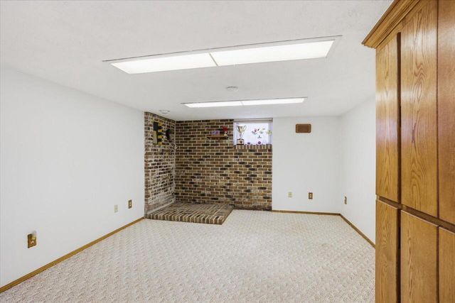 6009 Oriole LANE, Greendale, WI 53129