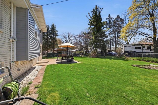 6009 Oriole LANE, Greendale, WI 53129