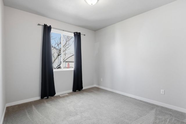 1227 E Walton Ave, Spokane, WA 99207