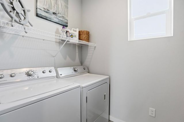 1227 E Walton Ave, Spokane, WA 99207