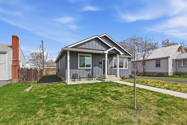 1227 E Walton Ave, Spokane, WA 99207