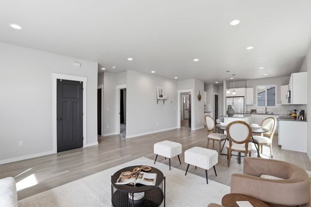 1227 E Walton Ave, Spokane, WA 99207