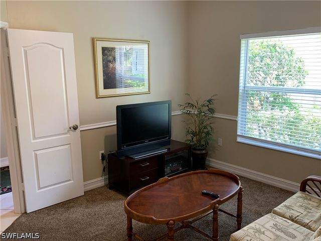 8133 Chancel CT 64-1, Naples, FL 34104