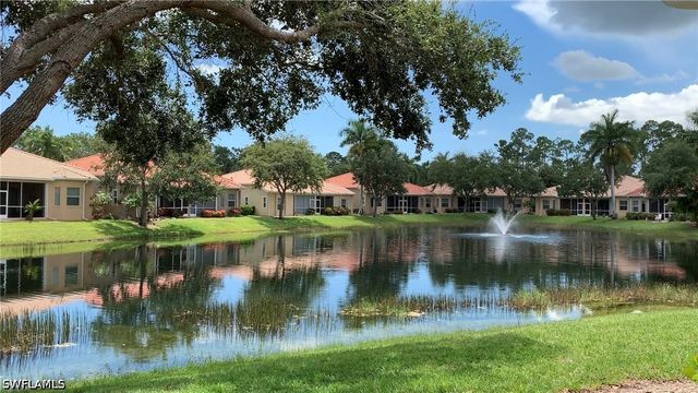 8133 Chancel CT 64-1, Naples, FL 34104