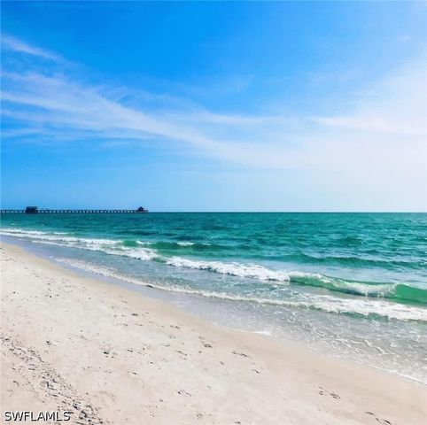 8133 Chancel CT 64-1, Naples, FL 34104