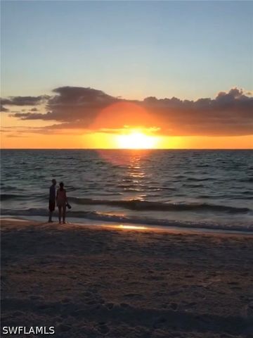 8133 Chancel CT 64-1, Naples, FL 34104