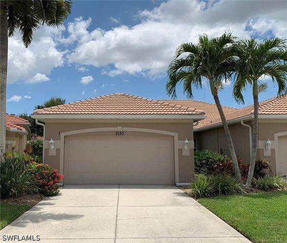 8133 Chancel CT 64-1, Naples, FL 34104