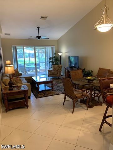 8133 Chancel CT 64-1, Naples, FL 34104