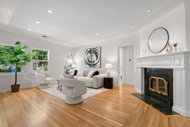 60 N Milton Avenue, Campbell, CA 95008