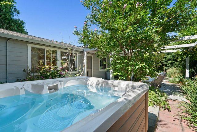 60 N Milton Avenue, Campbell, CA 95008