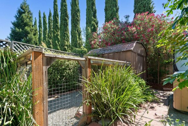 60 N Milton Avenue, Campbell, CA 95008