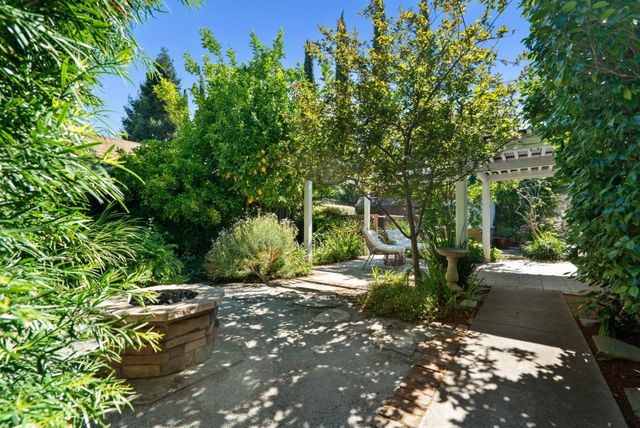 60 N Milton Avenue, Campbell, CA 95008