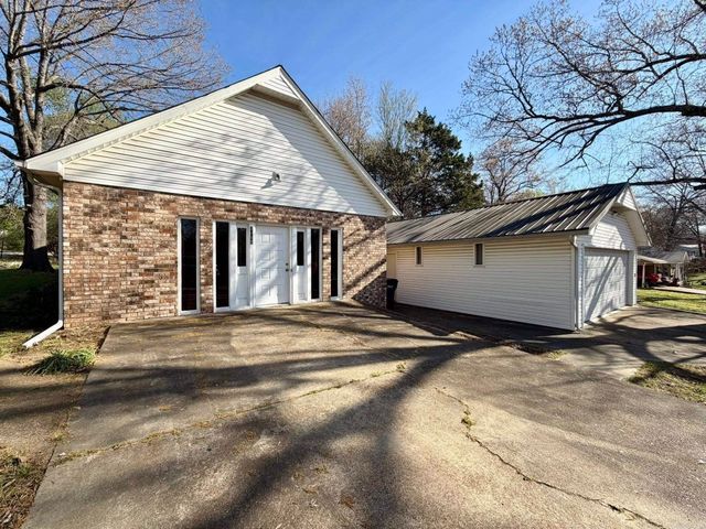 3015 Debra Street, Batesville, AR 72501